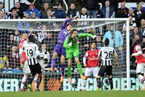 Newcastle United Collection: Wojciech Szczesny vs. Tim Krul: Battle for Ball Possession (Newcastle United vs. Arsenal, 2013-14)