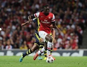 Uefa Champions Laegue Collection: Yaya Sanogo: Arsenal vs Fenerbahce, UEFA Champions League Play-offs (2013-14)