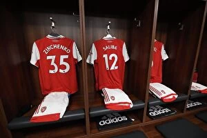 Images Dated 25th February 2023: Zinchenko's Absence: An Empty Hanger in Arsenal's Changing Room before Leicester Clash